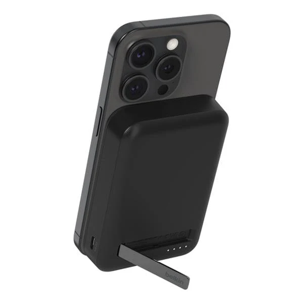 Belkin BoostCharge Pro 10 000 mAh Magnetic Power Bank Black BPD008btBK - Image 2