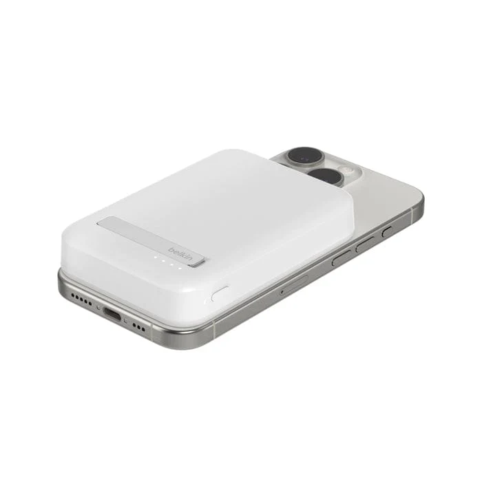 Belkin BoostCharge Pro 10 000mAh Magnetic Power Bank White BPD006btWH - Image 4