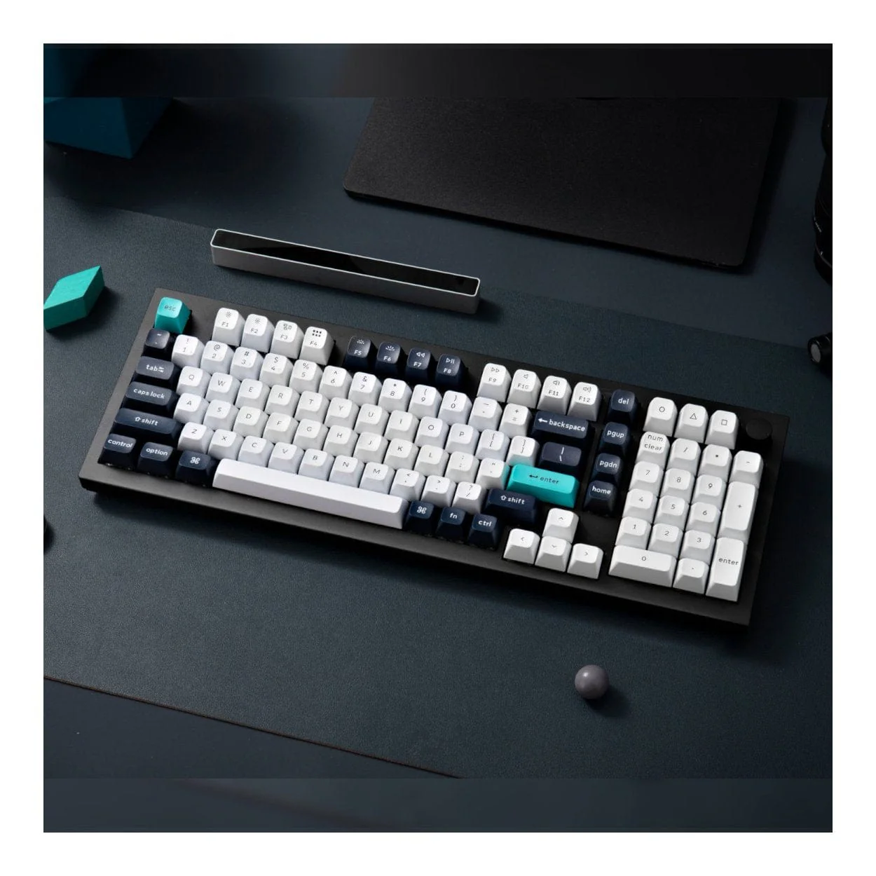 Keychron Q5 Max QMK/VIA Full-size Wireless Mechanical Keyboard Carbon Black Q5M-M4 - Image 4