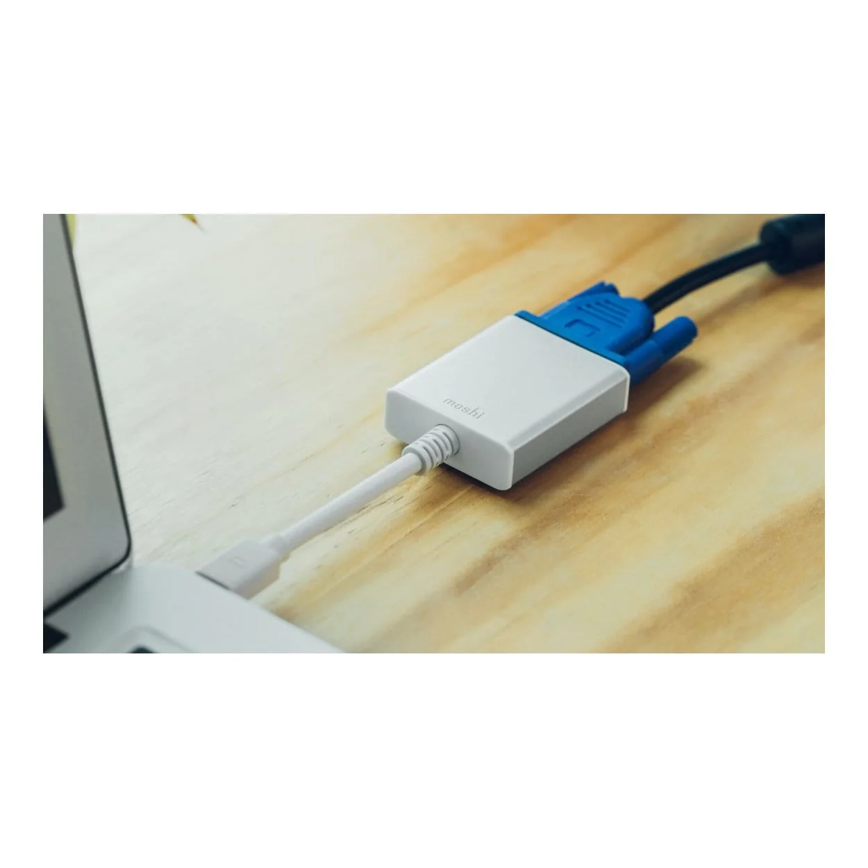 Moshi Mini DisplayPort to VGA Adapter Grey 99MO023201 - Image 5